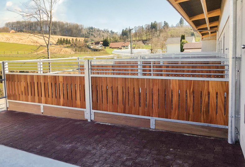 Paddocks von Röwer & Rüb Komplettieren den Pferdestall